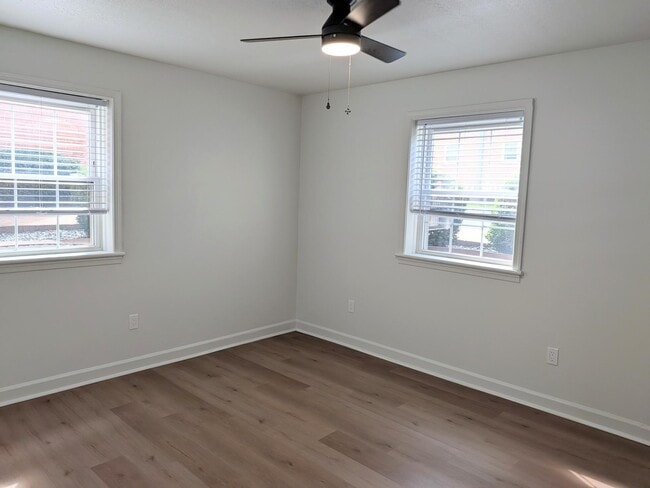 Summercrest Apartments