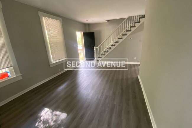 Photo - 4833 Greenwood Terrace