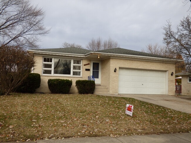 Photo - 1332 W Mulloy Dr