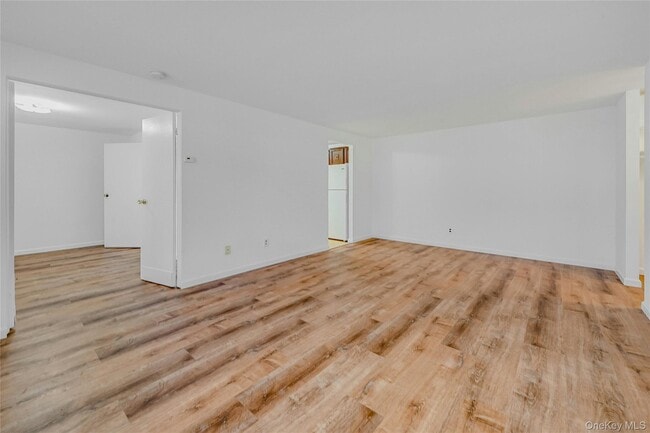 Photo - 174 Sagamore Hills Dr