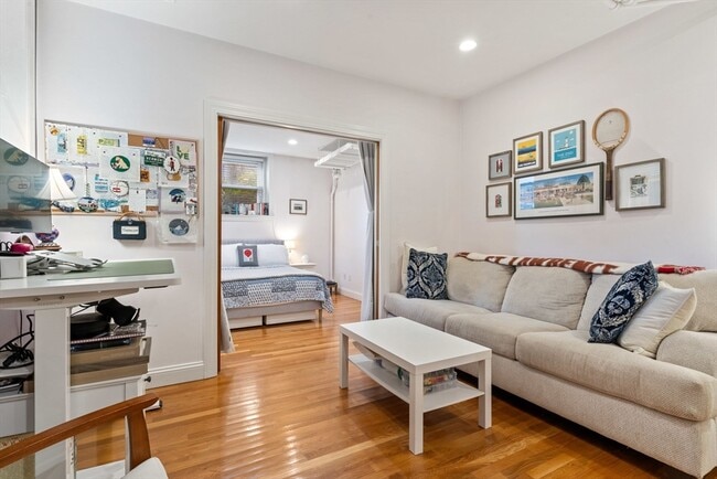 Photo - 130 Longwood Ave Unit B