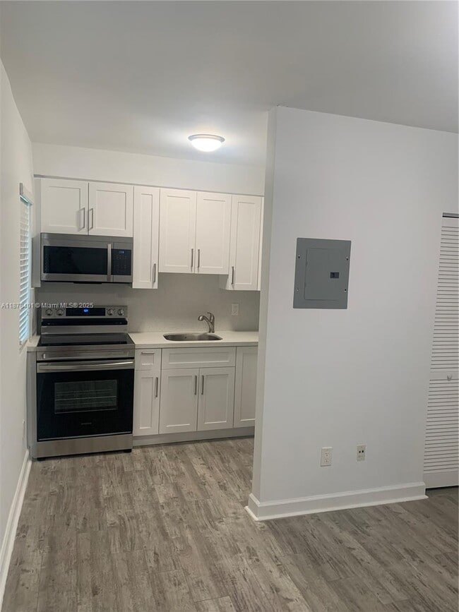 Photo - 1218 Salzedo St Unit 1