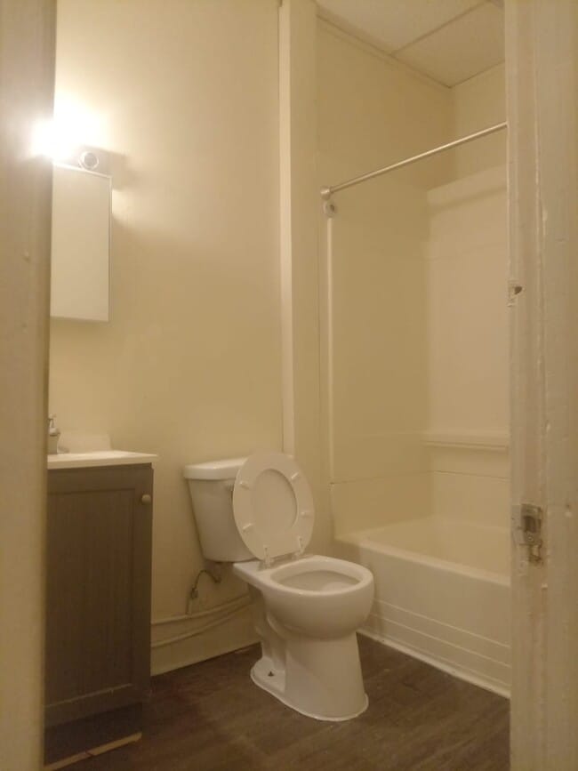 Photo - 2334 W National Ave Unit 2334