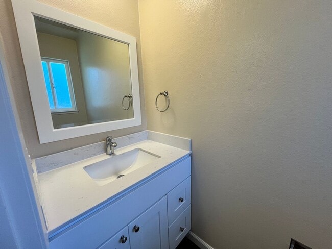 Photo - Townhouse in San Jose, CA Available Now!