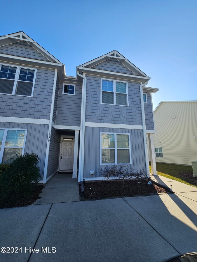 Photo - 4330 Eleuthera Ln Townhome