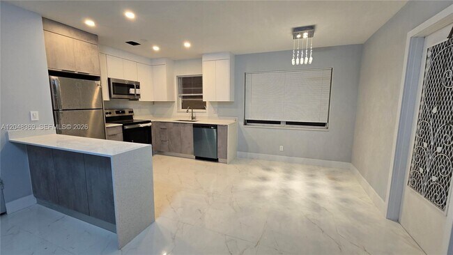 Photo - 1722 Mayo St Unit 207