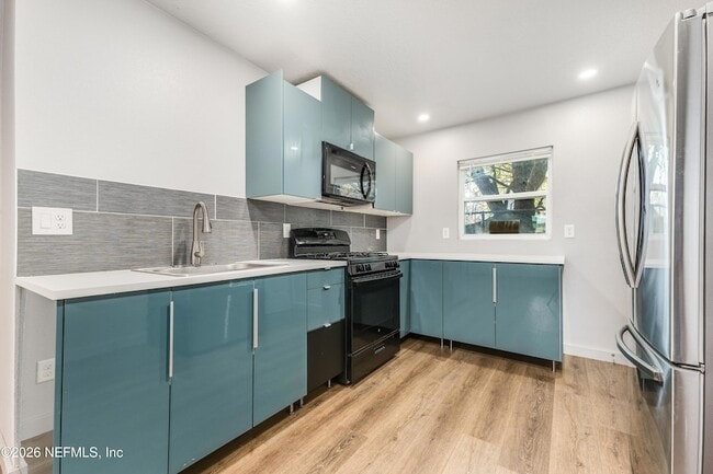 Photo - 231 E 16th St Unit 1