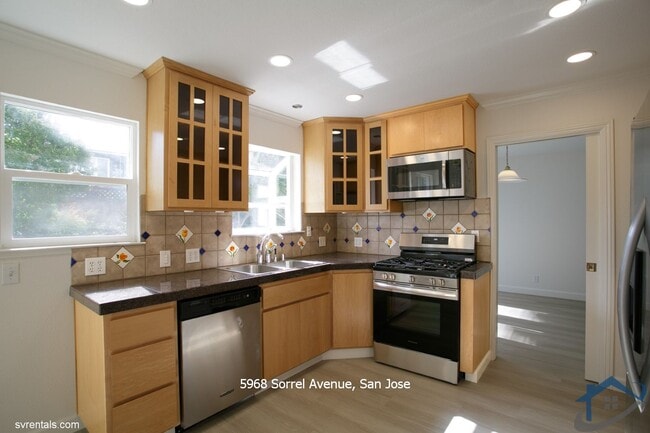 Photo - 5968 Sorrel Ave