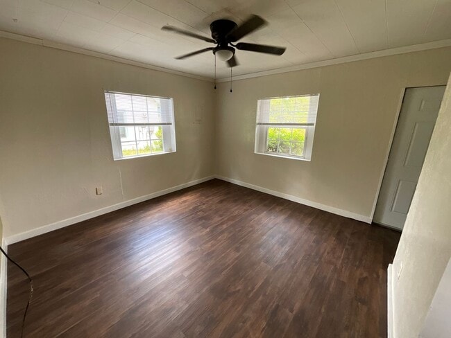 Photo - Sweet 1/1 Cottage at Hill Loop in Bonifay with Water/Sewer, Garbage, & Lawn Maintenance Included