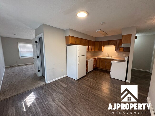 Photo - 3302 S Lincoln Ave
