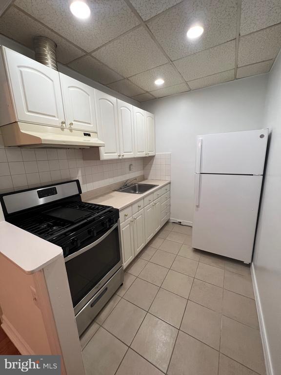 Photo - 7979 Oxford Ave Unidad SECOND FLOOR