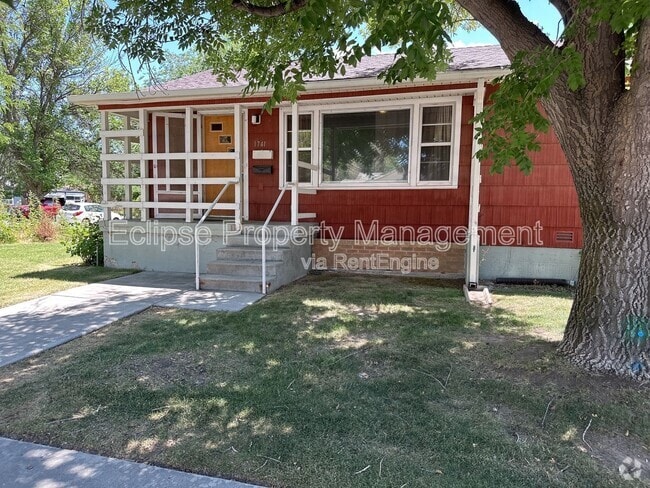 Building Photo - 1741 Ouray Ave Rental