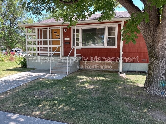 Building Photo - 1741 Ouray Ave Rental