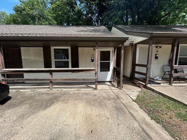 Building Photo - 524 E Ridgely Ave Unit Apt C