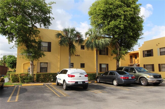 Building Photo - 650 NW 114th Ave Unit 202