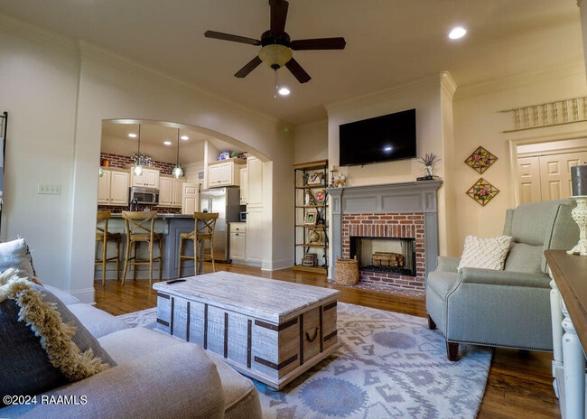 Photo - 228 Crenshaw Dr