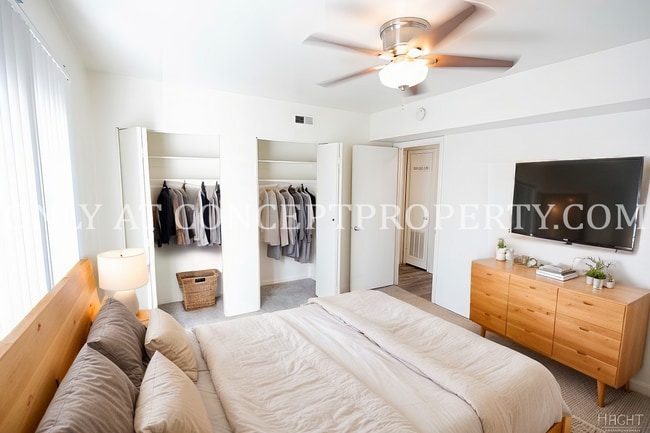 Photo - 435 E Warnock Ave