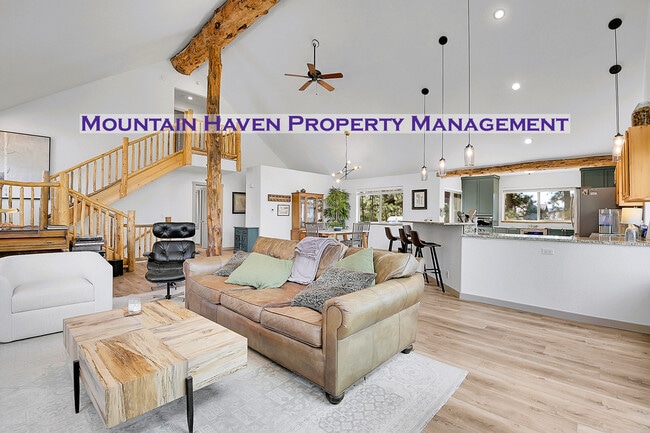 Building Photo - 7052 Lynx Lair Rd Rental