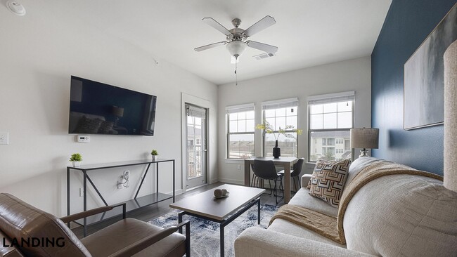 Photo - 2115 Windsor Blvd Unit 6306