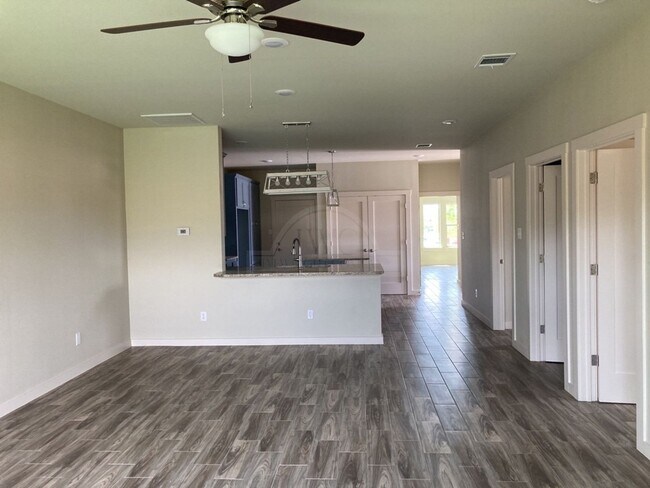 Photo - 5007 White Rose Dr