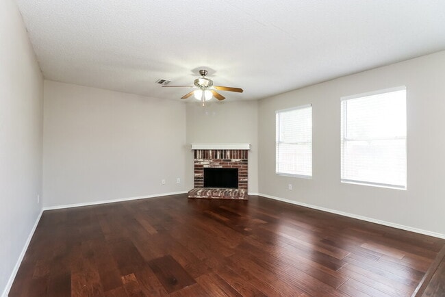 Photo - 8750 Gray Fox Ct