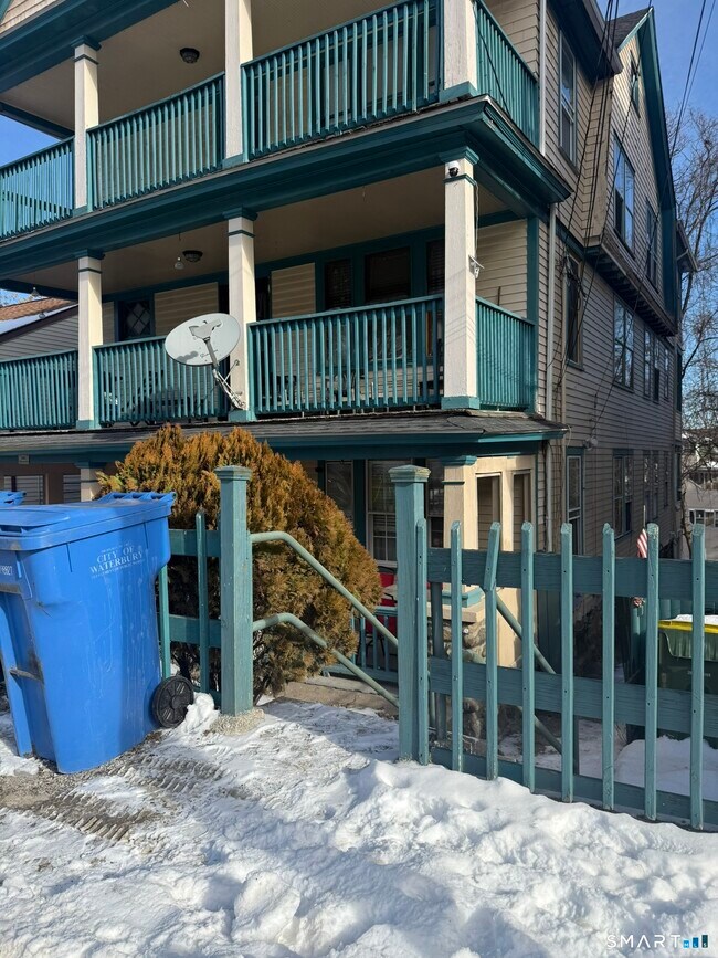 Photo - 158 Alder St Unit 3