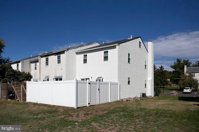 Photo - 3805 Walnut Ridge Dr