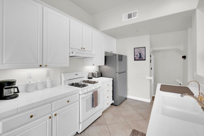 Photo - 2850 Ballesteros Ln