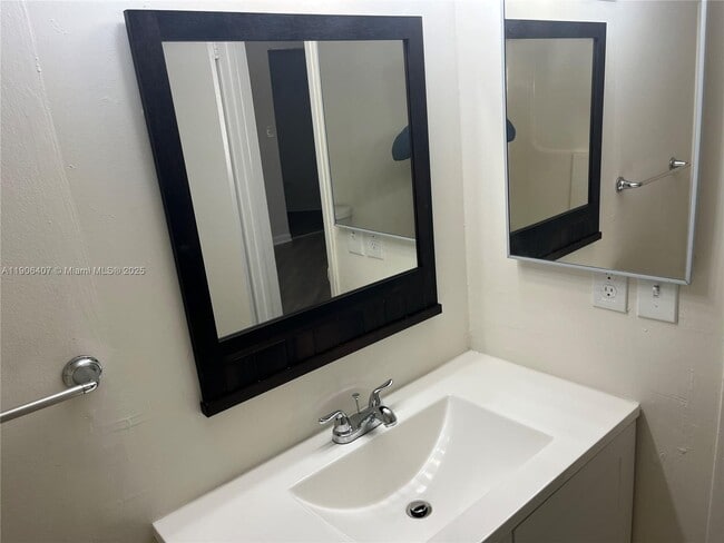 Photo - 9447 Fontainebleau Blvd Unit 201