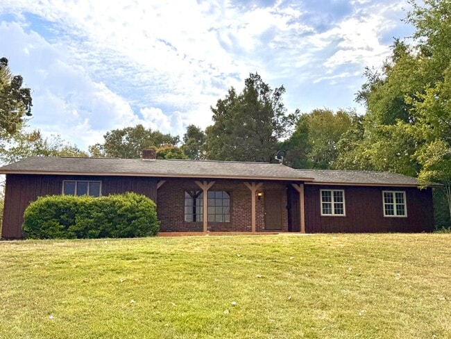 3334 S Westwood Blvd
