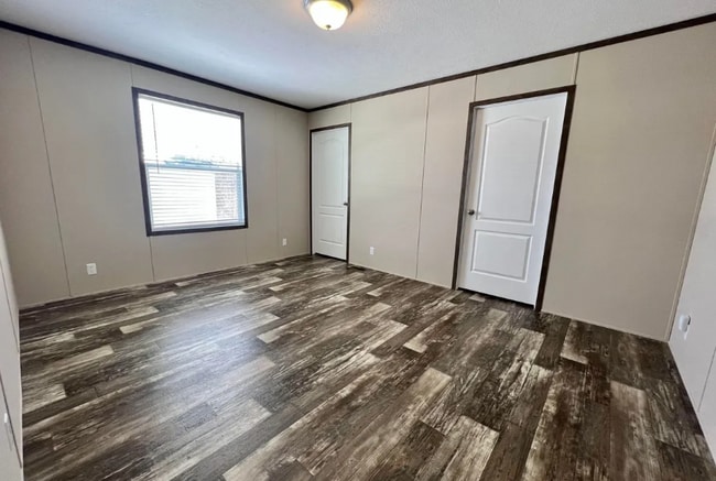 Photo - 6580 N Hampshire Dr