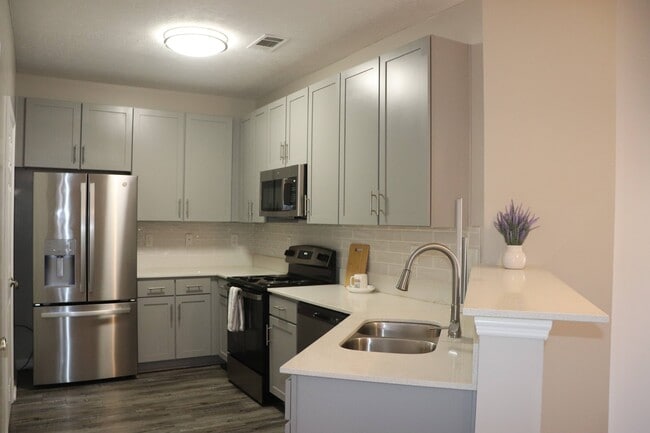 Carlton Park Apartment Homes