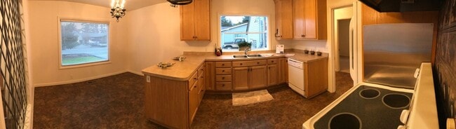 Photo - 1175 Avenue B