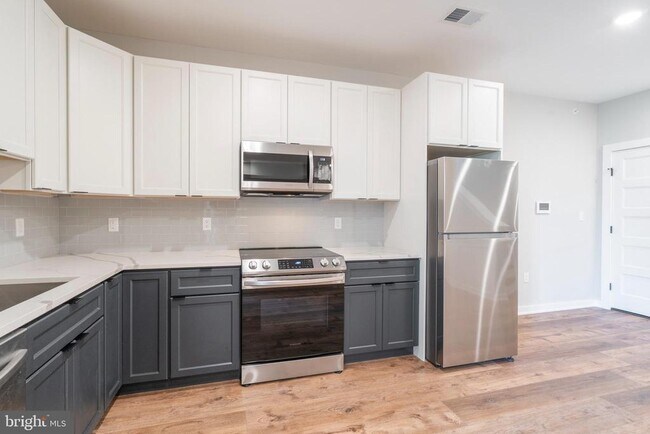 Photo - 435 N 35th St Unidad D