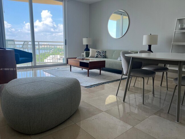 Building Photo - 2475 Brickell Ave Unit 1509