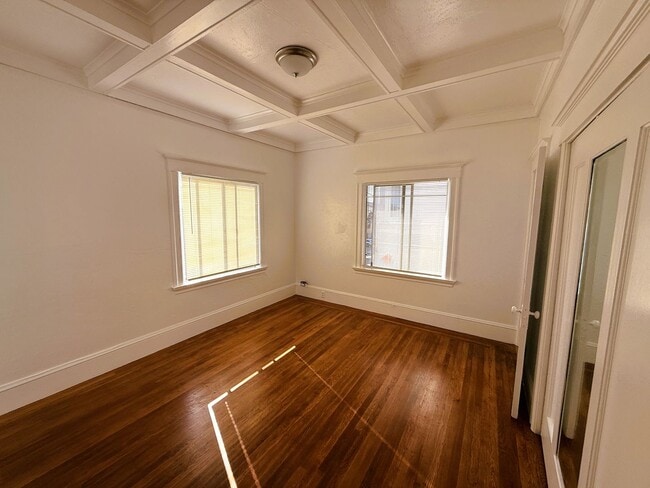 Photo - 464 41st St Unidad 5