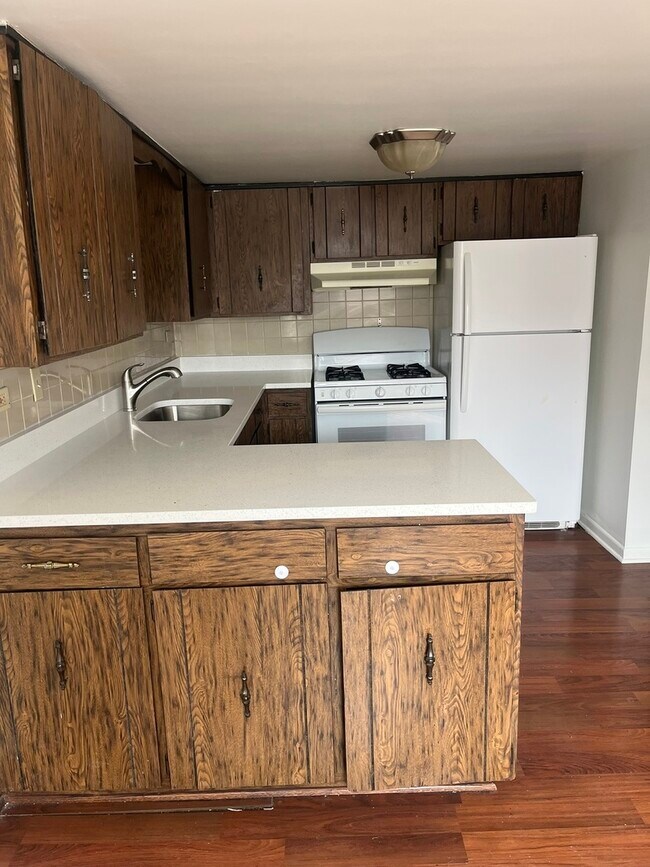 Photo - 7919 S 83rd Ct Unit 1s