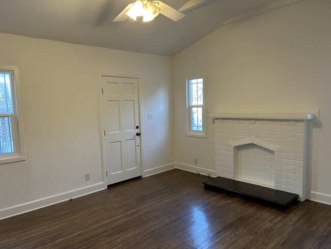 Living room - 2131 N Gower St Apartments Unit 2131 N Gower St