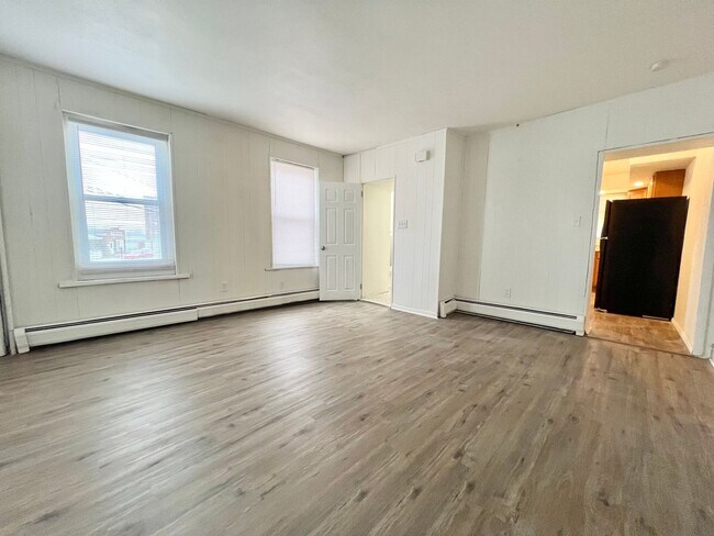 Photo - 300 Grove Street (NT) Unit 1