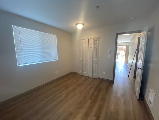 Photo - 2 Bed Condo Near the Old Mill