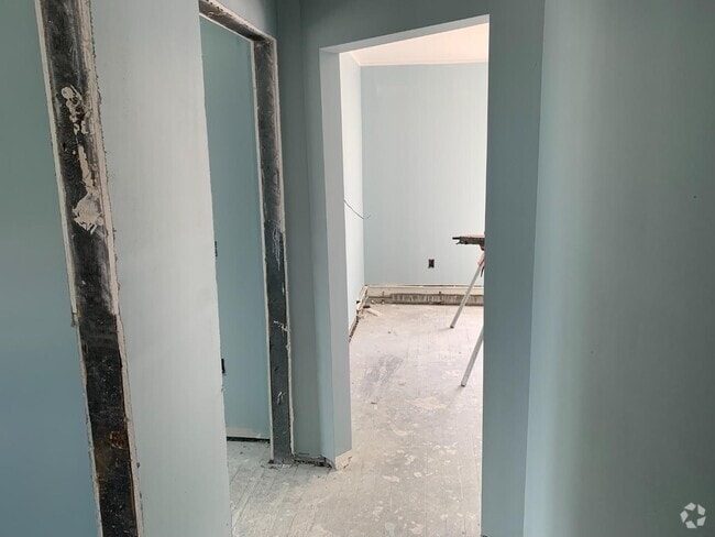Building Photo - 420 Emmet St Rental