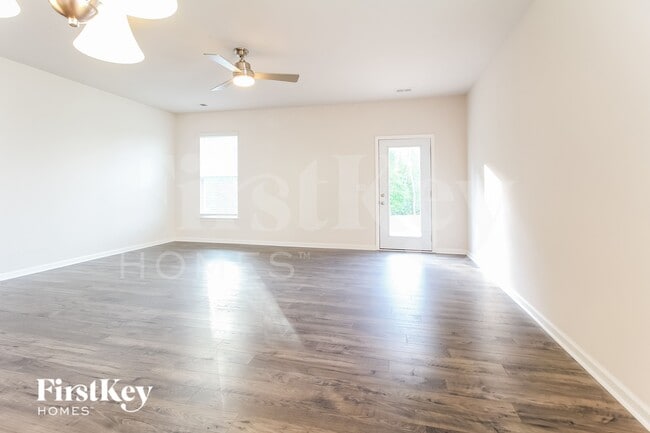 Photo - 1204 Mission Hill Ln