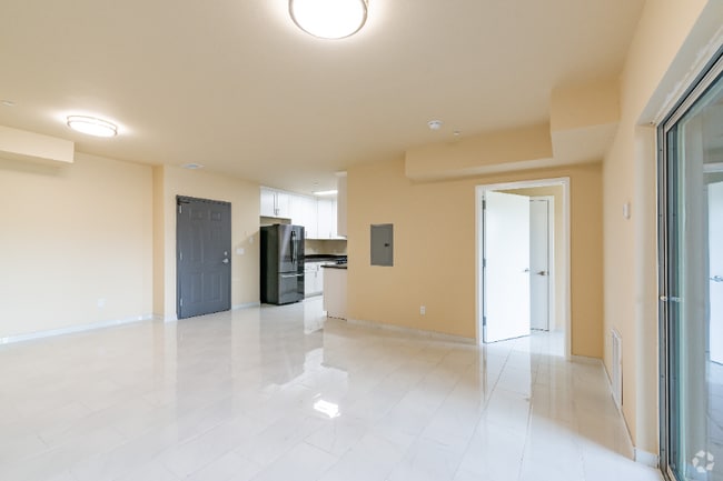 Building Photo - 317 Lester Ave Unit 203 Rental