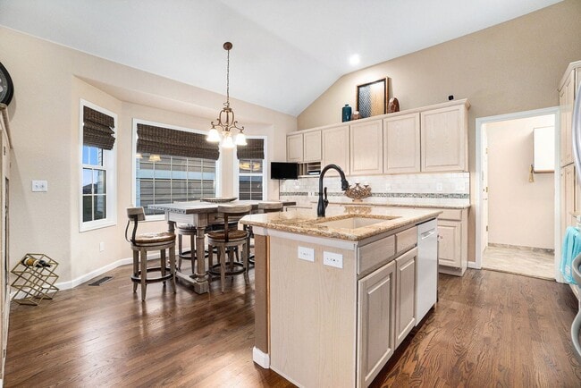 Photo - Patio home with mountain views!!