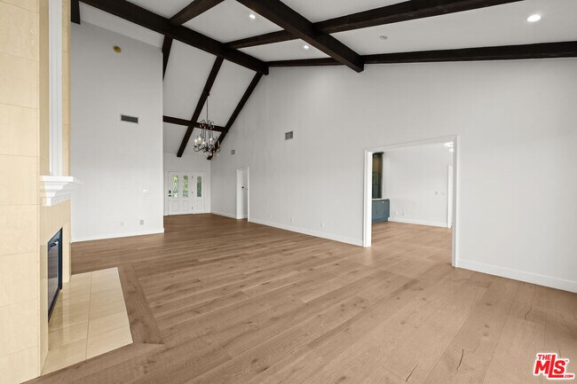 Photo - 6024 Paseo La Vista