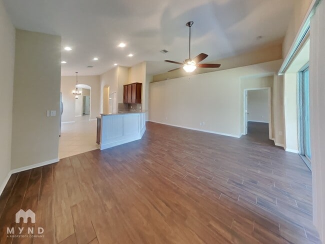 7414 Forest Mere Dr