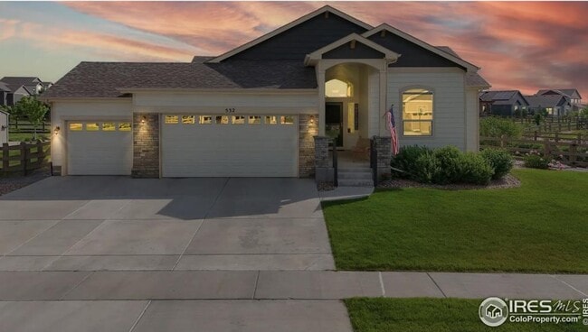 Photo - 532 Mount Rainier St