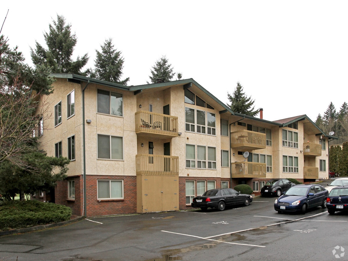 Parkside Apartments - Parkside Apartments