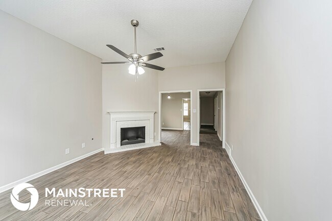 Photo - 1048 Cross Wood Ln