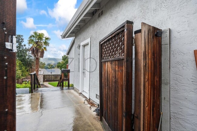 Photo - 9627 Alcosta Blvd